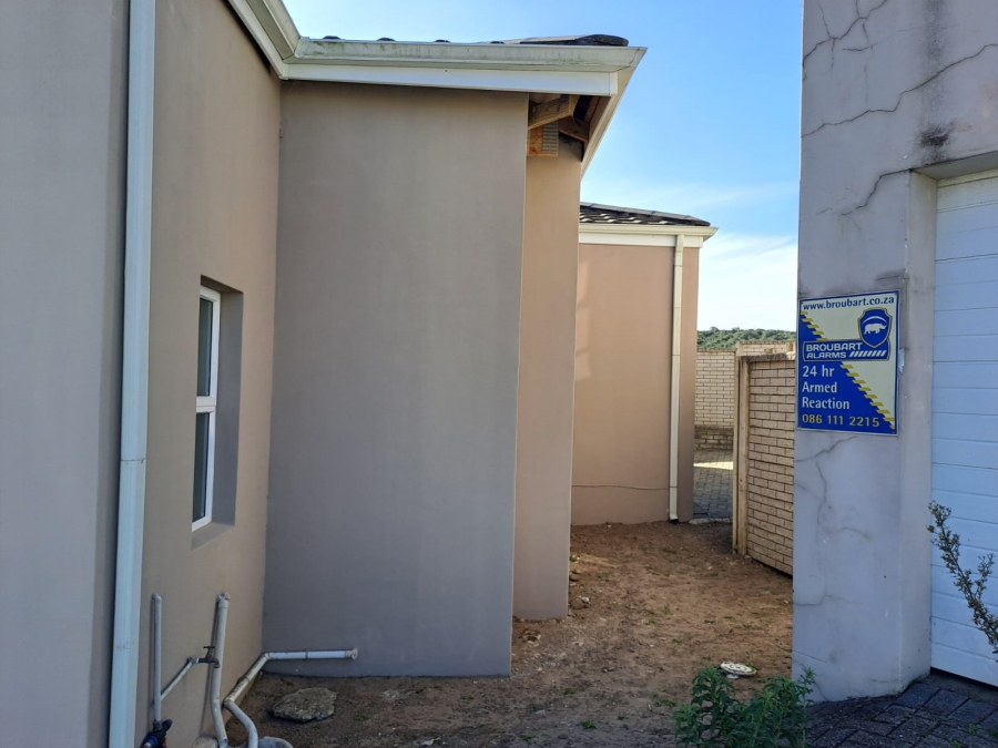 3 Bedroom Property for Sale in Nahoon Valley Park Eastern Cape